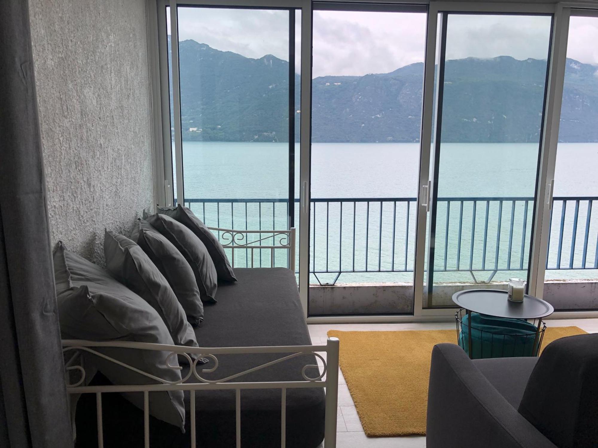 Le Lamartine, Vue Magnifique Face Au Lac Du Bourget 엑스레뱅 외부 사진